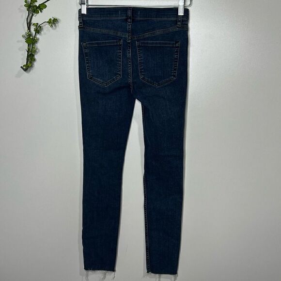 Free People Button Fly Raw Edge Hem Distressed Jeans - Picture 10 of 13